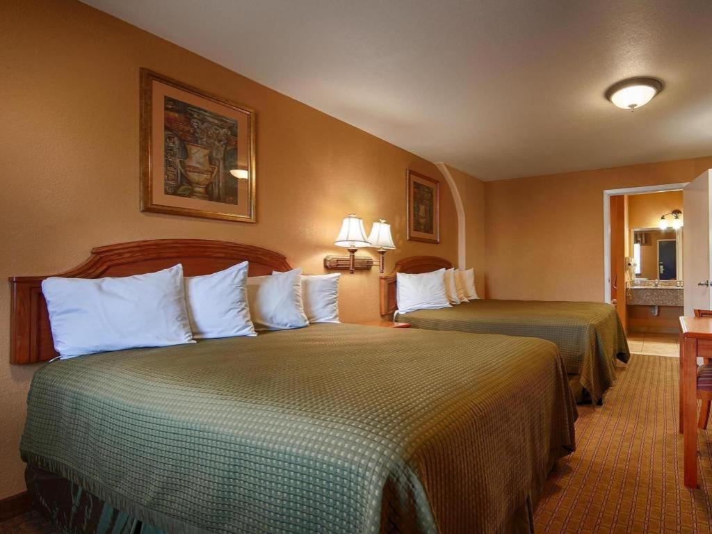Best Western Post Oak Inn Burnet Kültér fotó